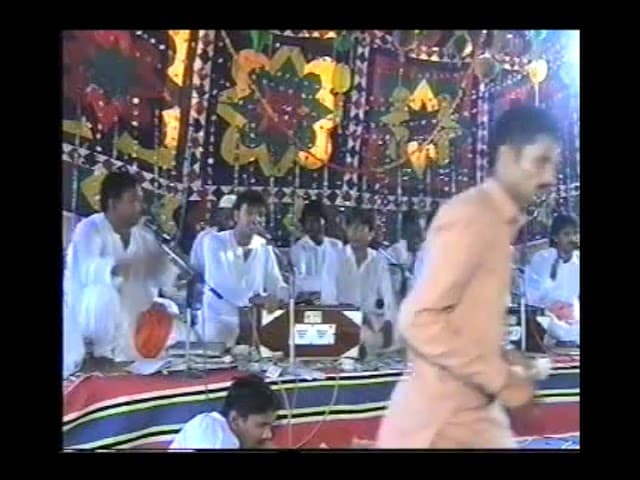 Sain Wali Muhammad Sarkar - Full Qawali URS Mitru Sharif 2011 Munir Qawwal #qawali