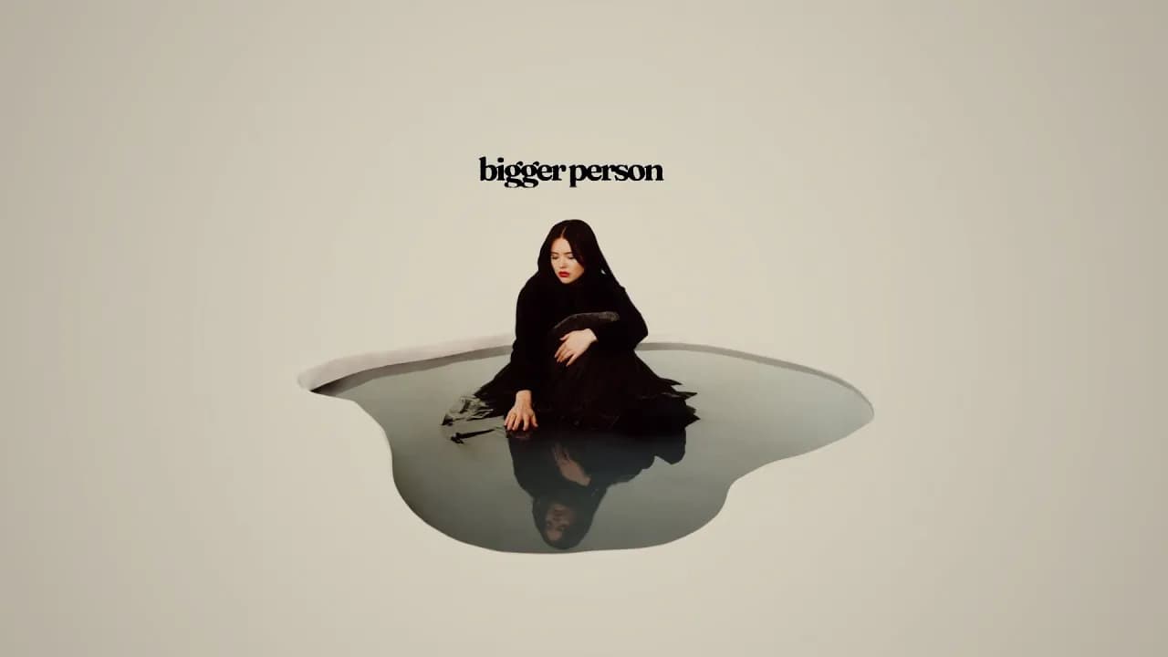 Lauren Spencer Smith - Bigger Person (Lyric Video)