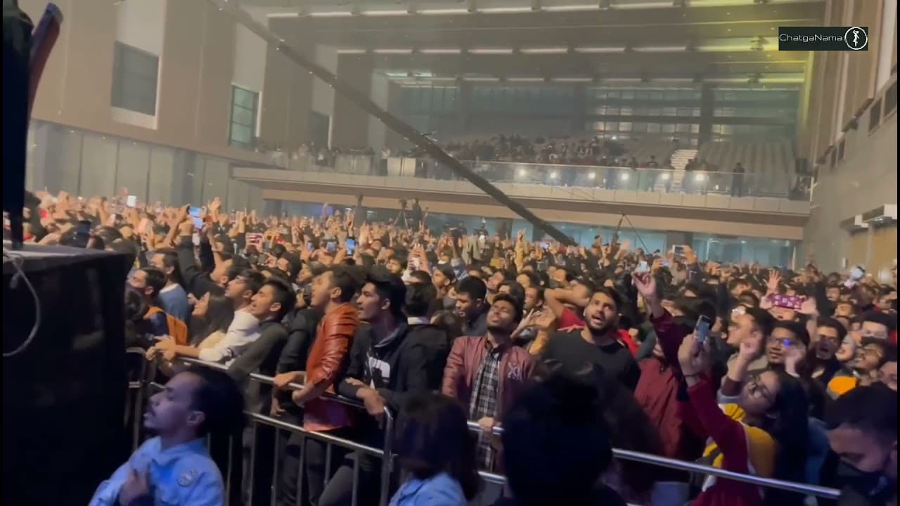 ami akash pathabo || আমি আকাশ পাঠাবো || avoid rafa || live concert || ChatgaNama