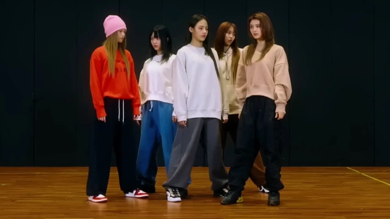 NewJeans - 'Ditto' Dance Practice Mirrored [4K]