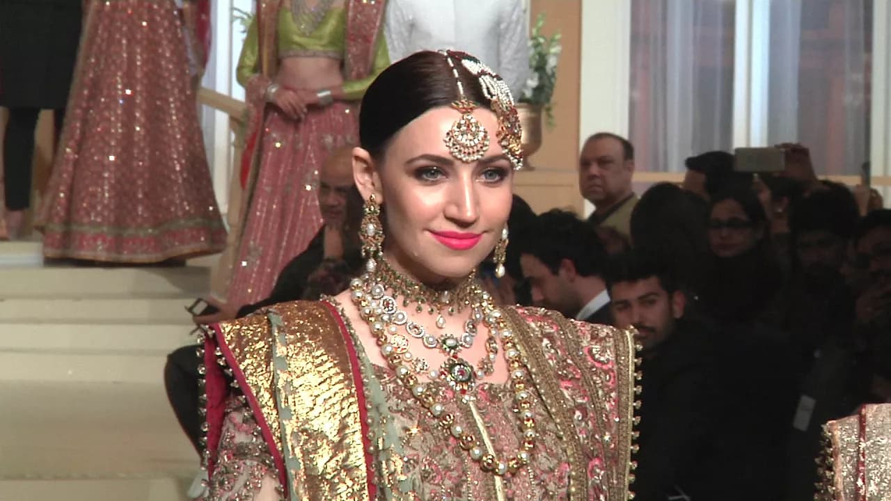 Fahad Hussayn Winter Collection 2017 18 Pantene HUM Bridal Couture Week 2017 Lahore