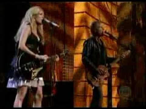 Carrie Underwood and Lindsey Buckingham - Go Your Own Way