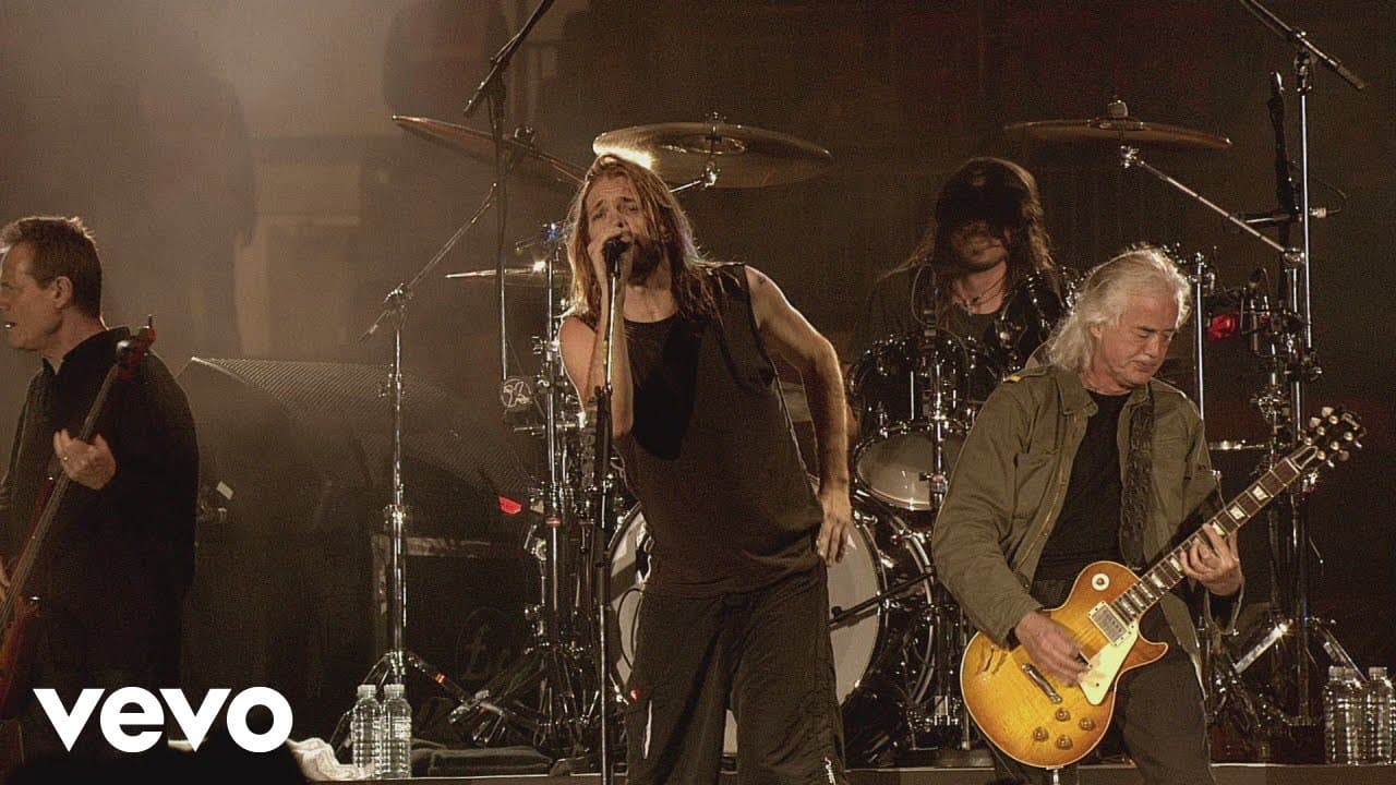 Foo Fighters - Rock And Roll (Live At Wembley Stadium, 2008)