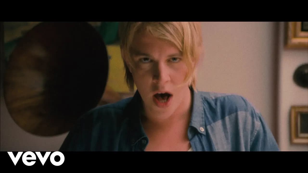 Tom Odell - Grow Old with Me (Official Video)
