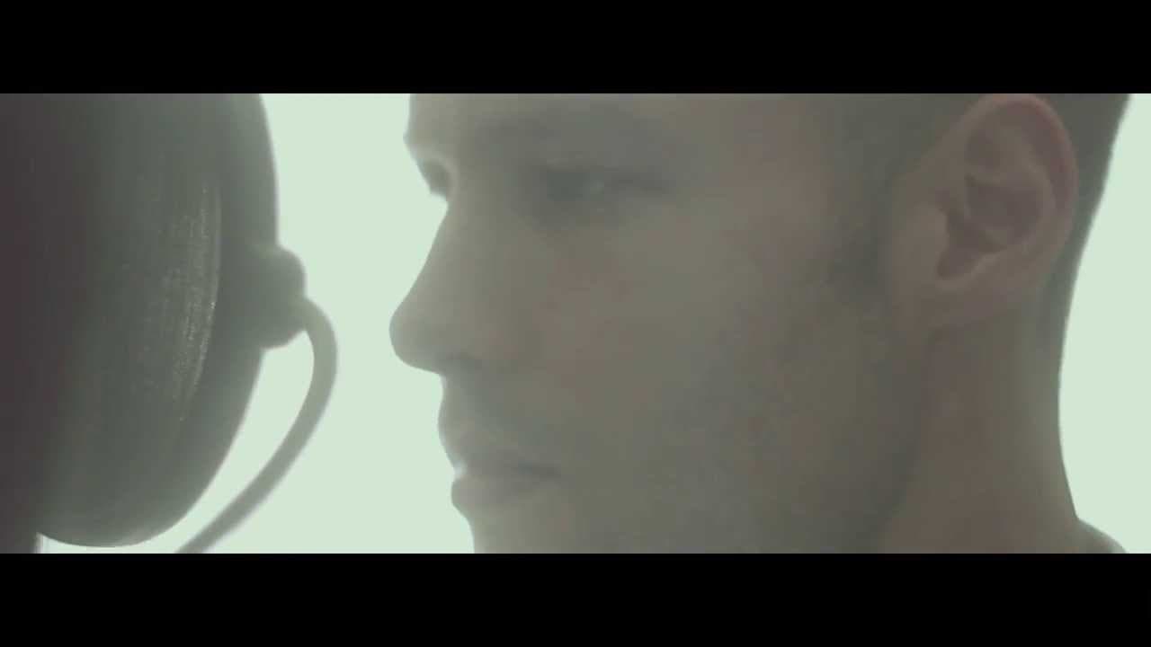 Calum Scott - "Dancing On My Own" by Robyn COVER (Music Arranged by Jamie Cleaton)