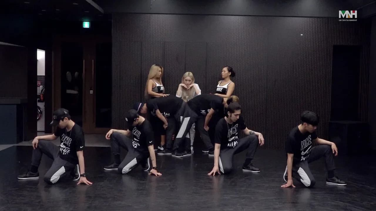 [Dance] CHUNG HA 청하 'Snapping' Choreography Video