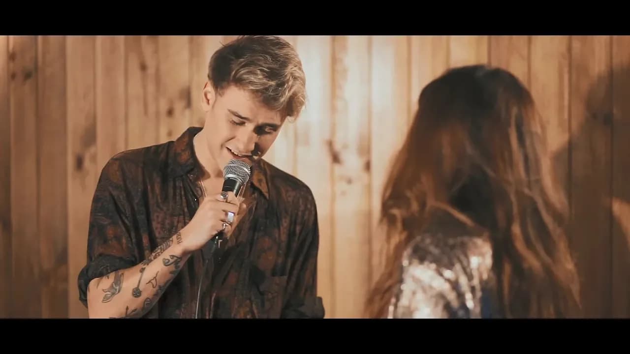 Dani Fernández - No te pido que vuelvas (feat. Marta Soto) (Vídeo Oficial)