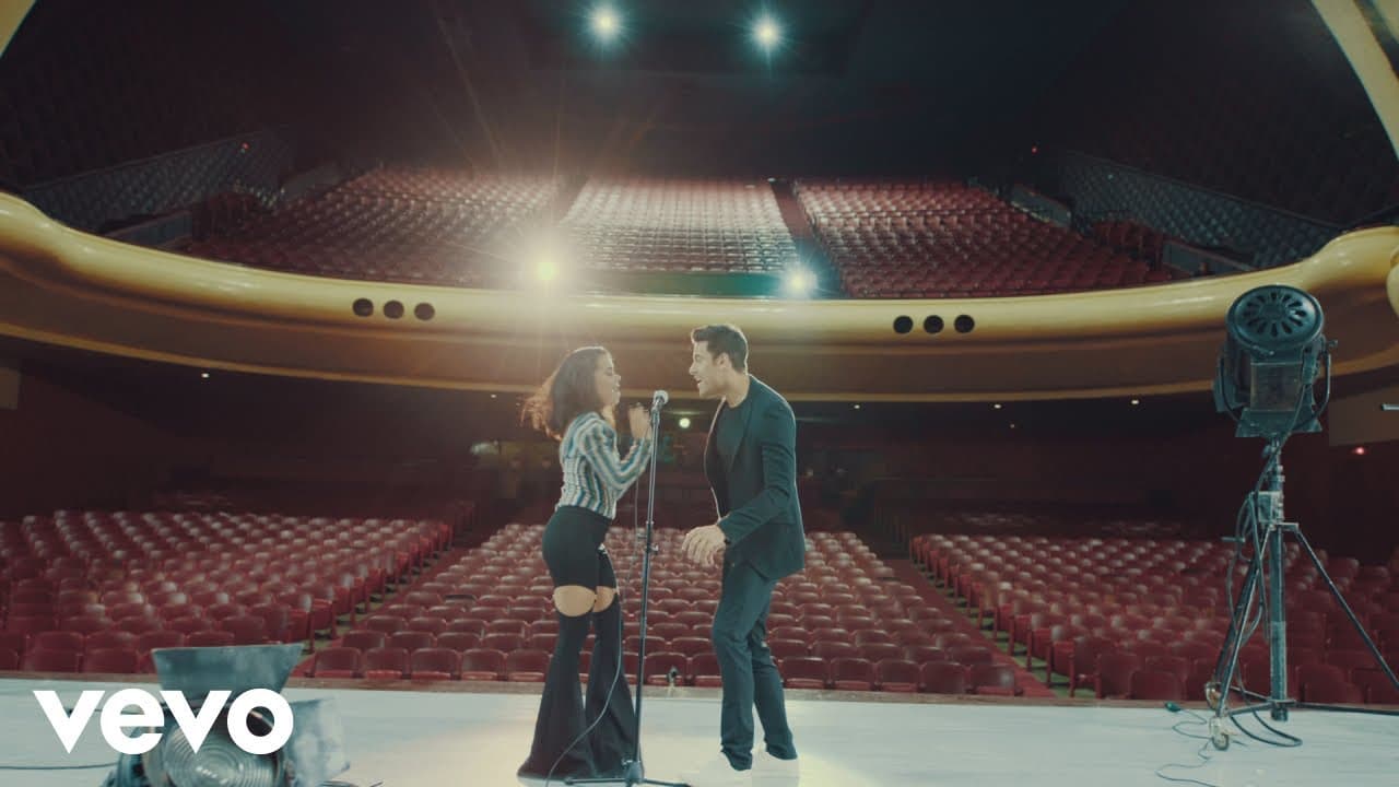 Beatriz Luengo - Aquí Te Espero (Official Video) ft. Carlos Rivera