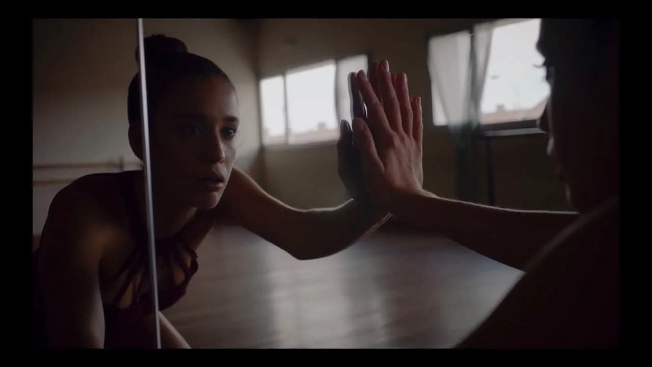 Alice Wonder - 'Que Se Joda Todo Lo Demás' (Official Video)