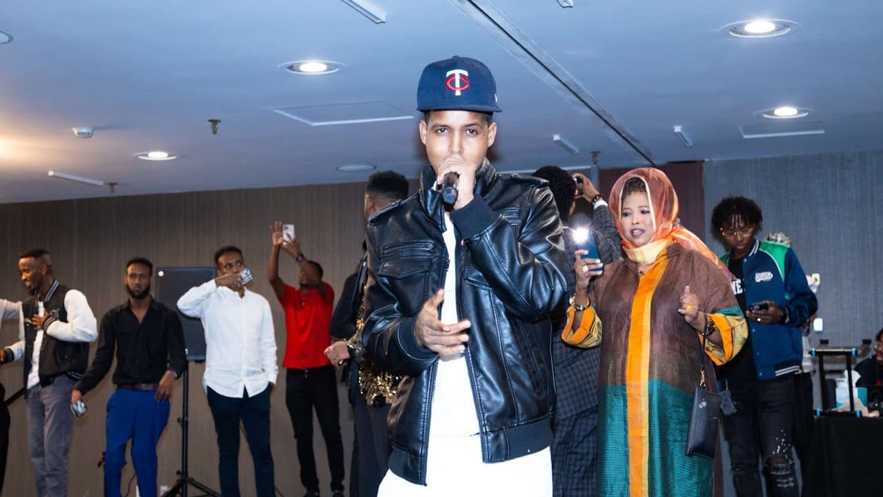 Sharma Boy - Waan ku Raaxeestay (Official Audio) [Part 1]