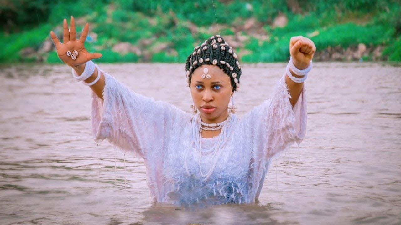 YEYE OLORO